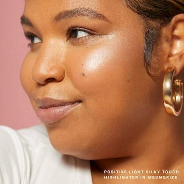 Positive Light Silky Touch Highlighter