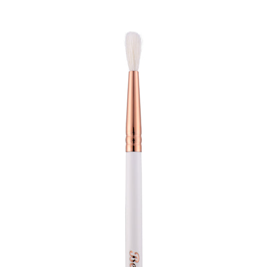 BLE 311 - Slim Eye Blending Brush 