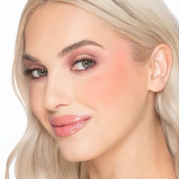 Cloud Crush Blurring Powder Blush