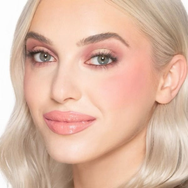 Cloud Crush Blurring Powder Blush