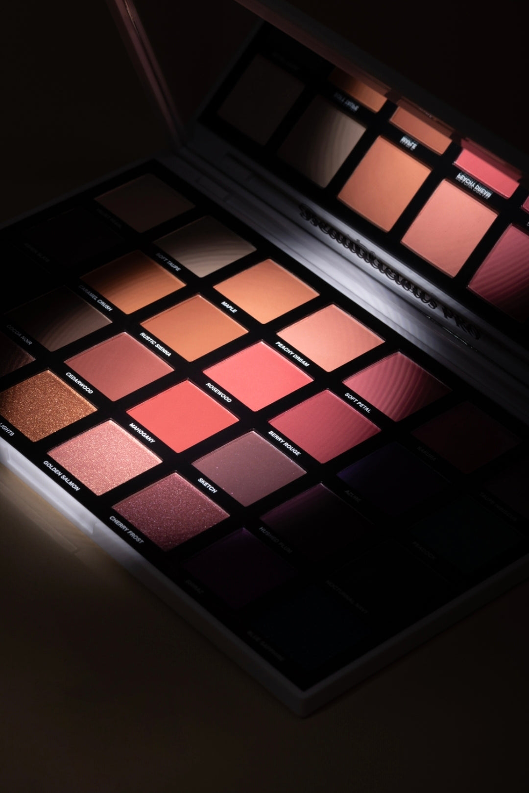 beautilicious ETHEREAL HUES colour shift eyeshadow palette